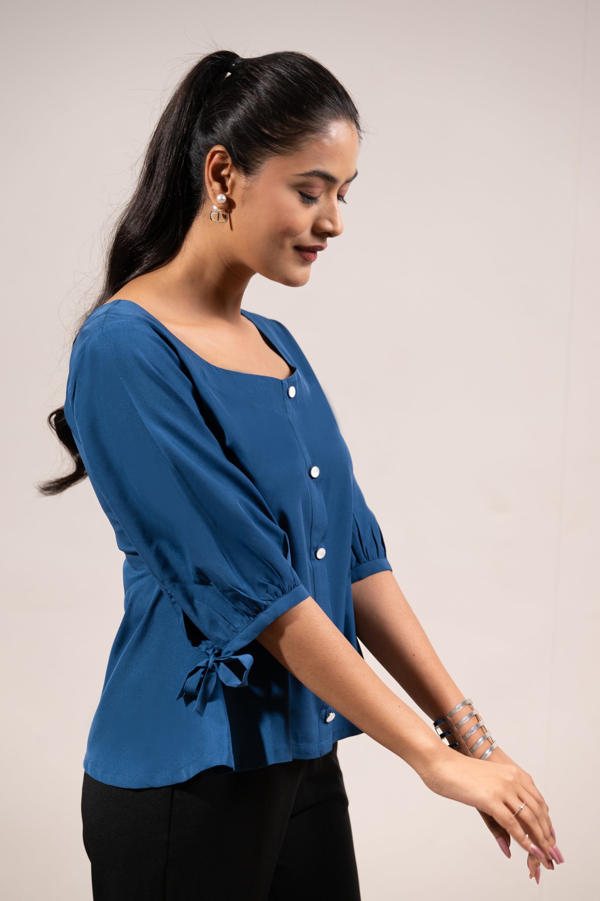 Navy Sweetheart Ease Top