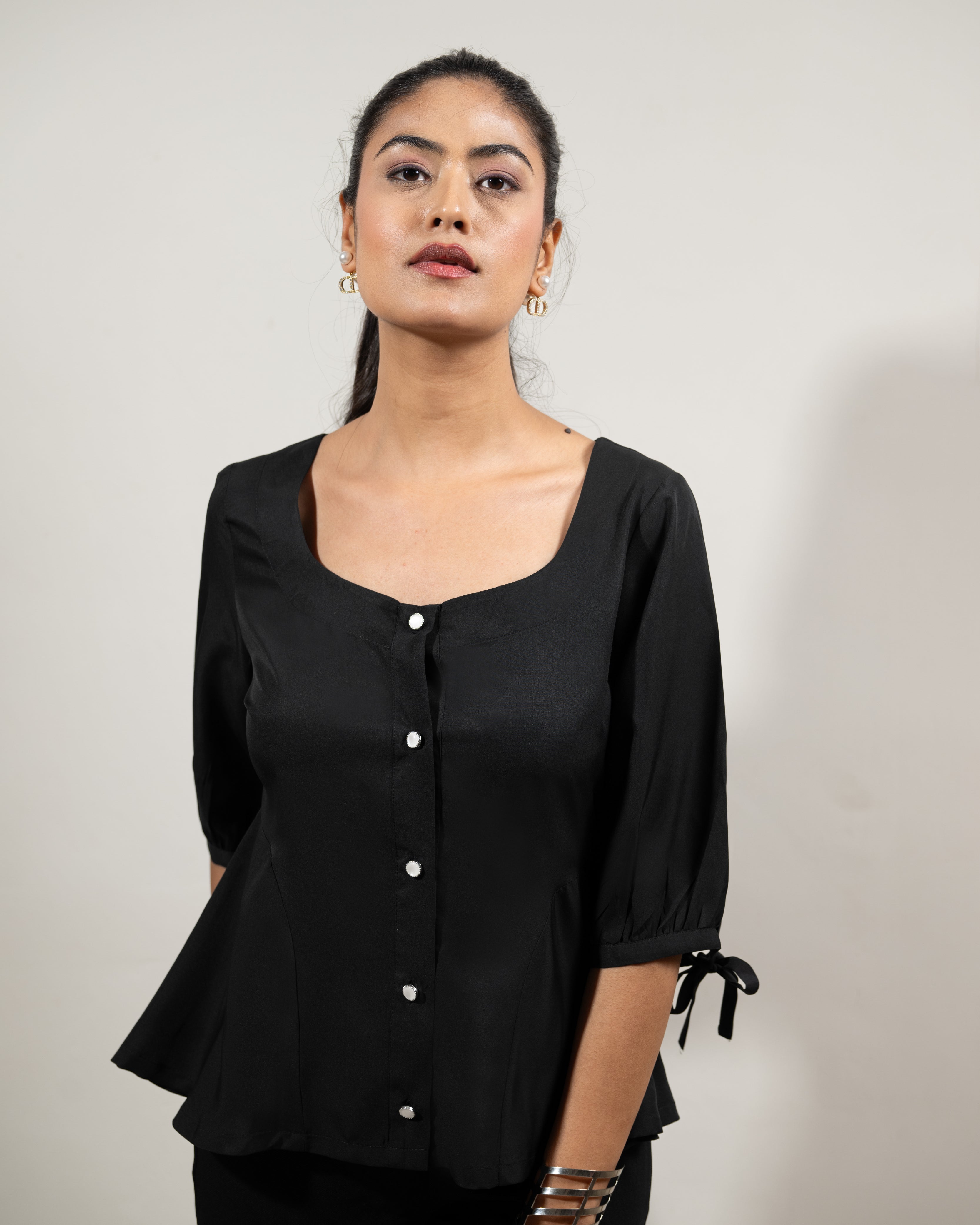 Black Sweetheart Ease Top